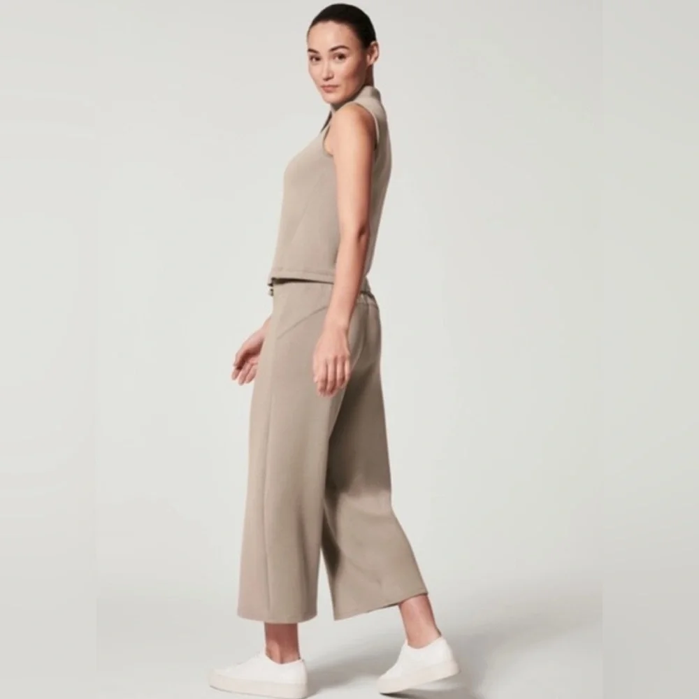 Spanx air essentials wide leg cropped pants fawn tan - Picture 2 of 5